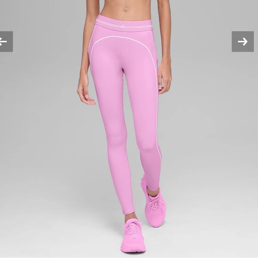 ALO Yoga Airbrush High-Waist Heart Throb Legging XXS Candy Heart Pink/White NWT